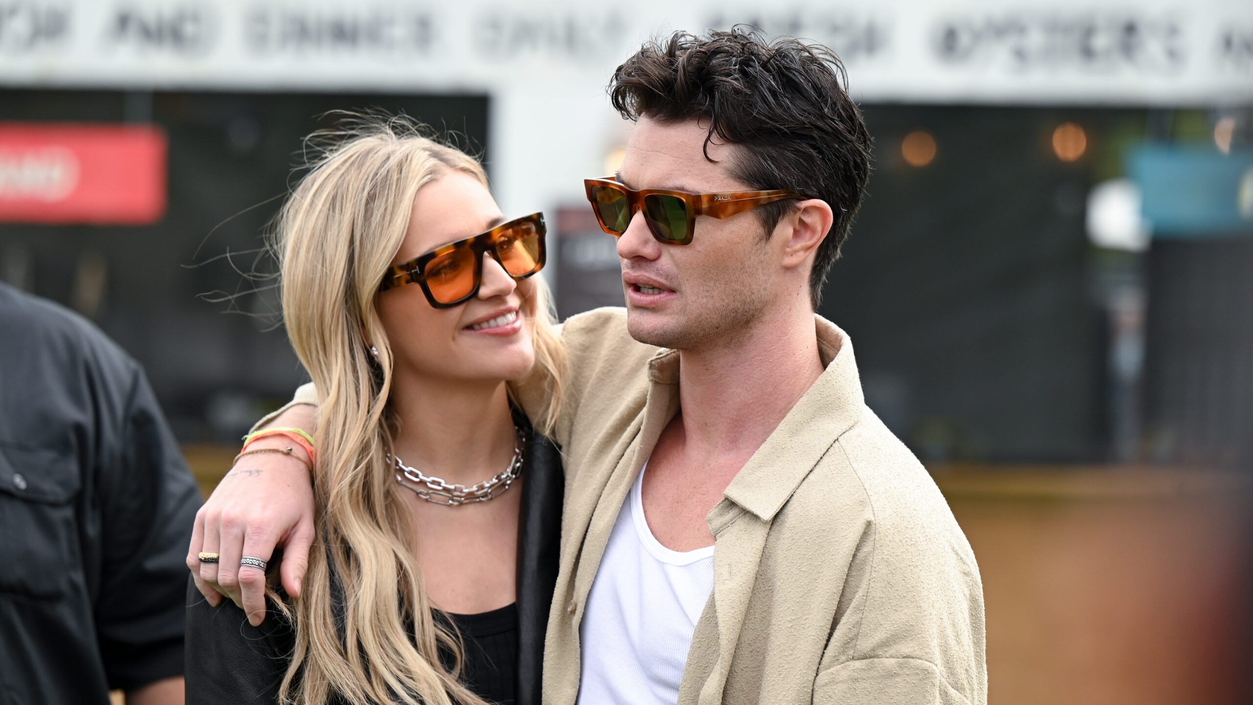 Kelsea Ballerini és Chase Stokes újra szakítottak: okok!