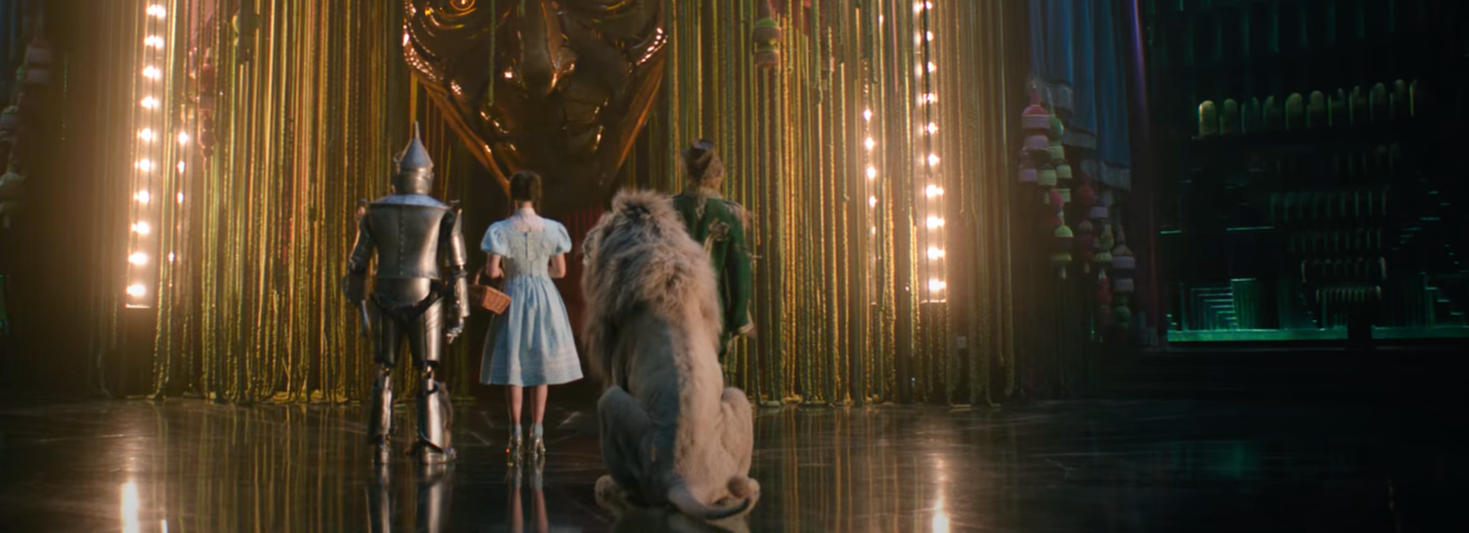 Dorothy arca miért nem látható a Wickedben?