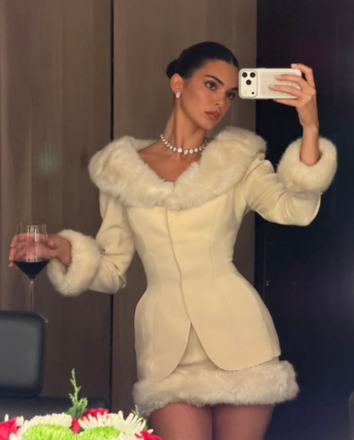 Kardashian-Jenner karácsonyi csodák 2025-ből!