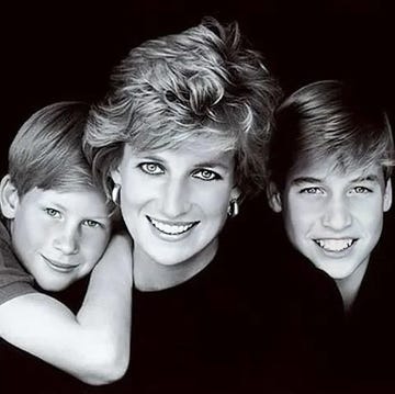 Diana hercegnő ritka fotója a királyi családtól az ünnepekre