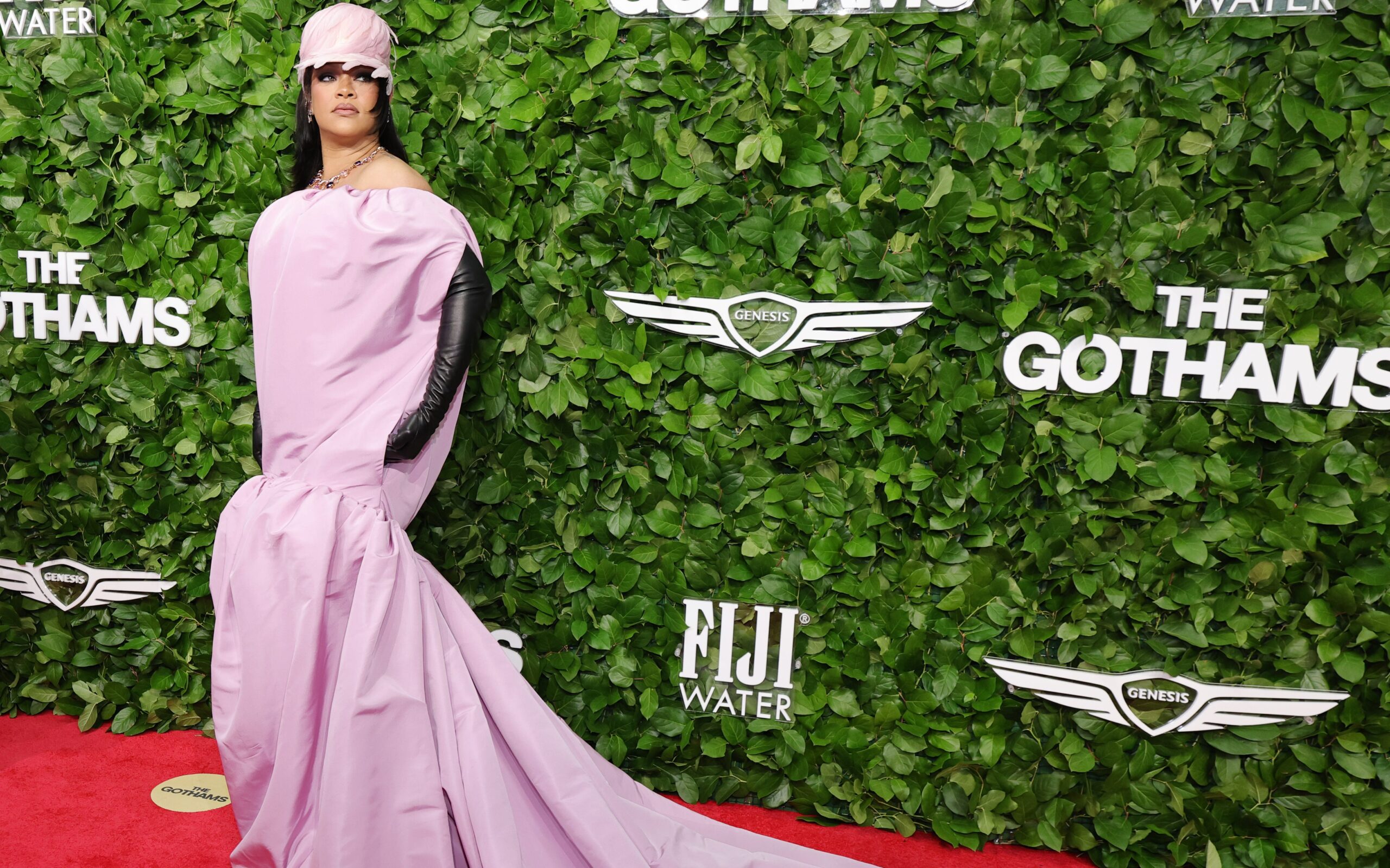 Rihanna és A$AP Rocky meglepetés a 2025-ös Gotham Díjakon!