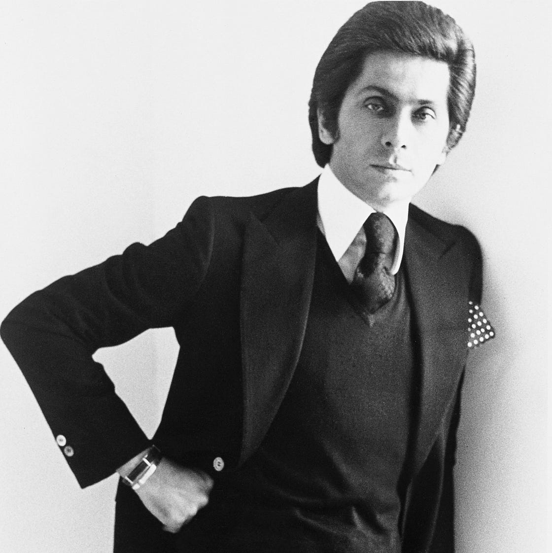 Valentino Garavani 93 évesen elhunyt – Életműve örök!