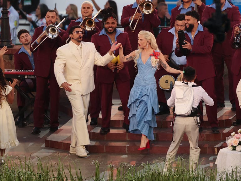 Divat mindenkiért: Bad Bunny Super Bowl-élménye!