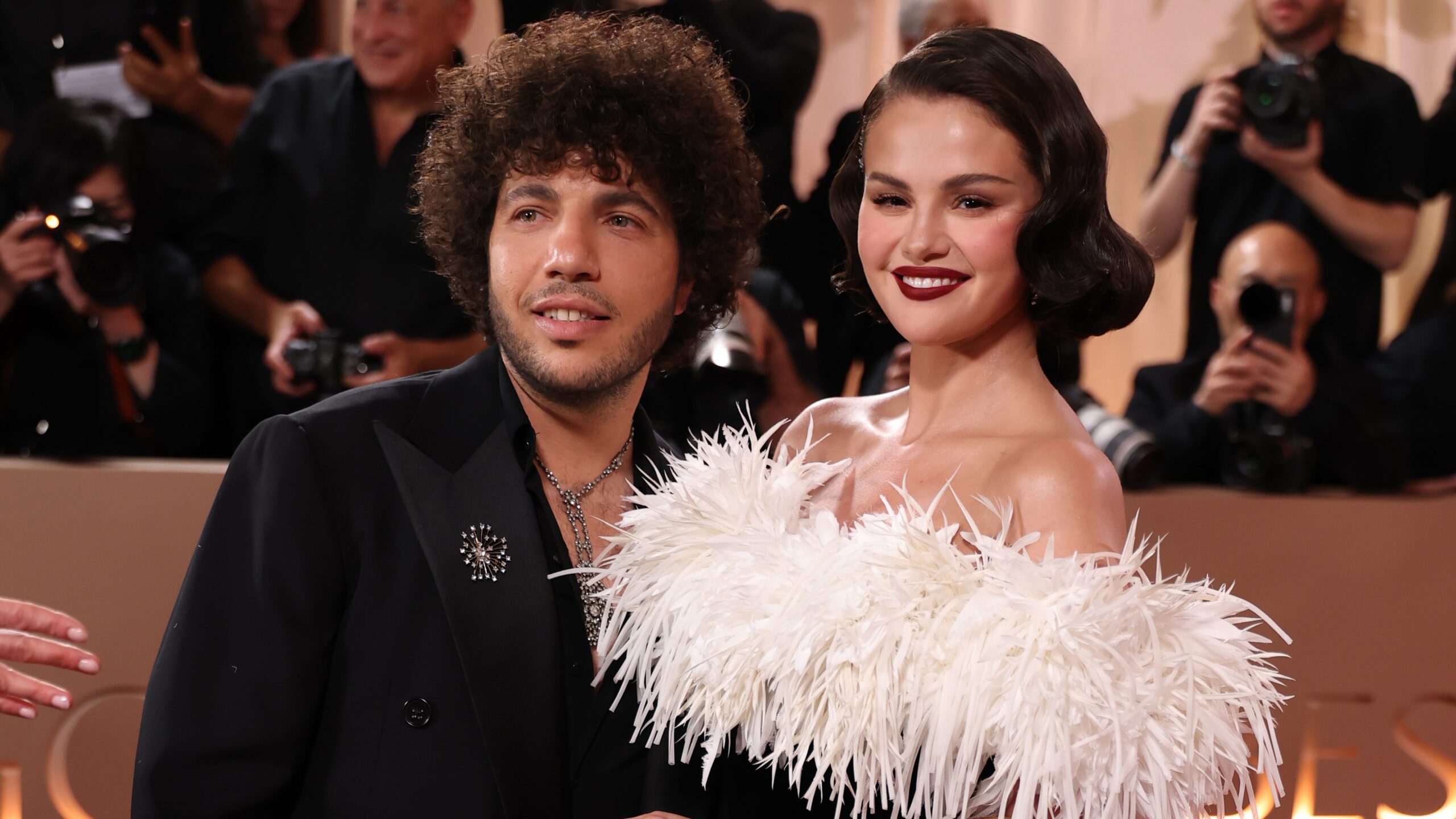 Selena Gomez új esküvői képet osztott meg Valentin-napra!