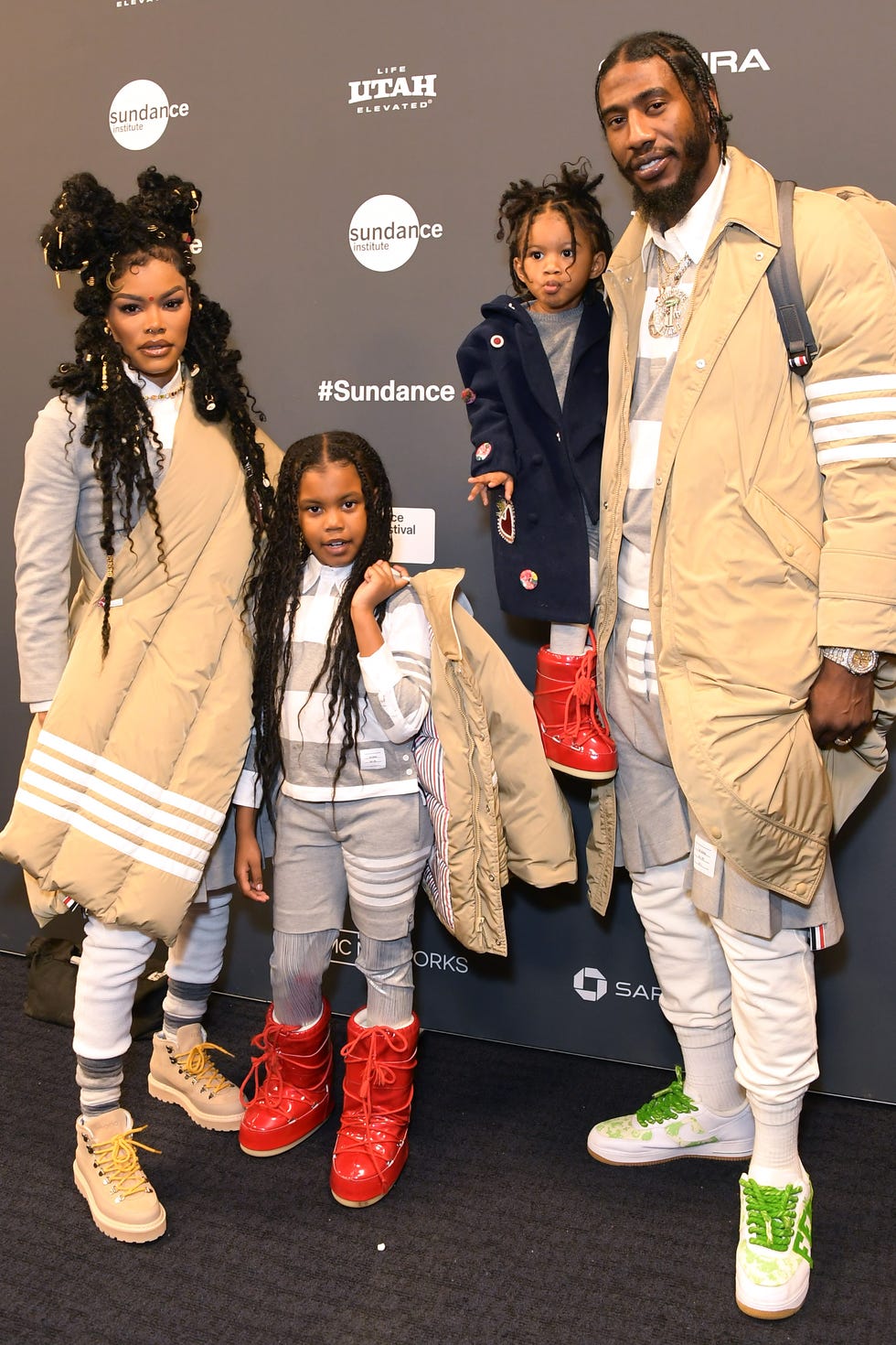 Teyana Taylor és lányai stílusos Thom Browne szettben!