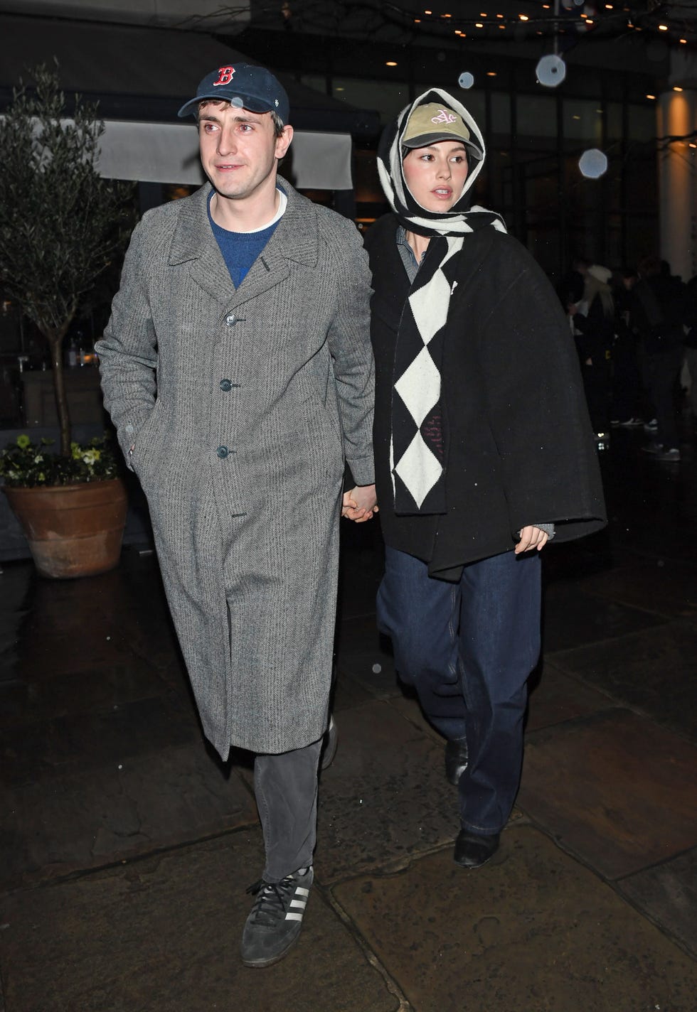 Gracie Abrams és Paul Mescal: Joni Mitchell cuccban Londonban!