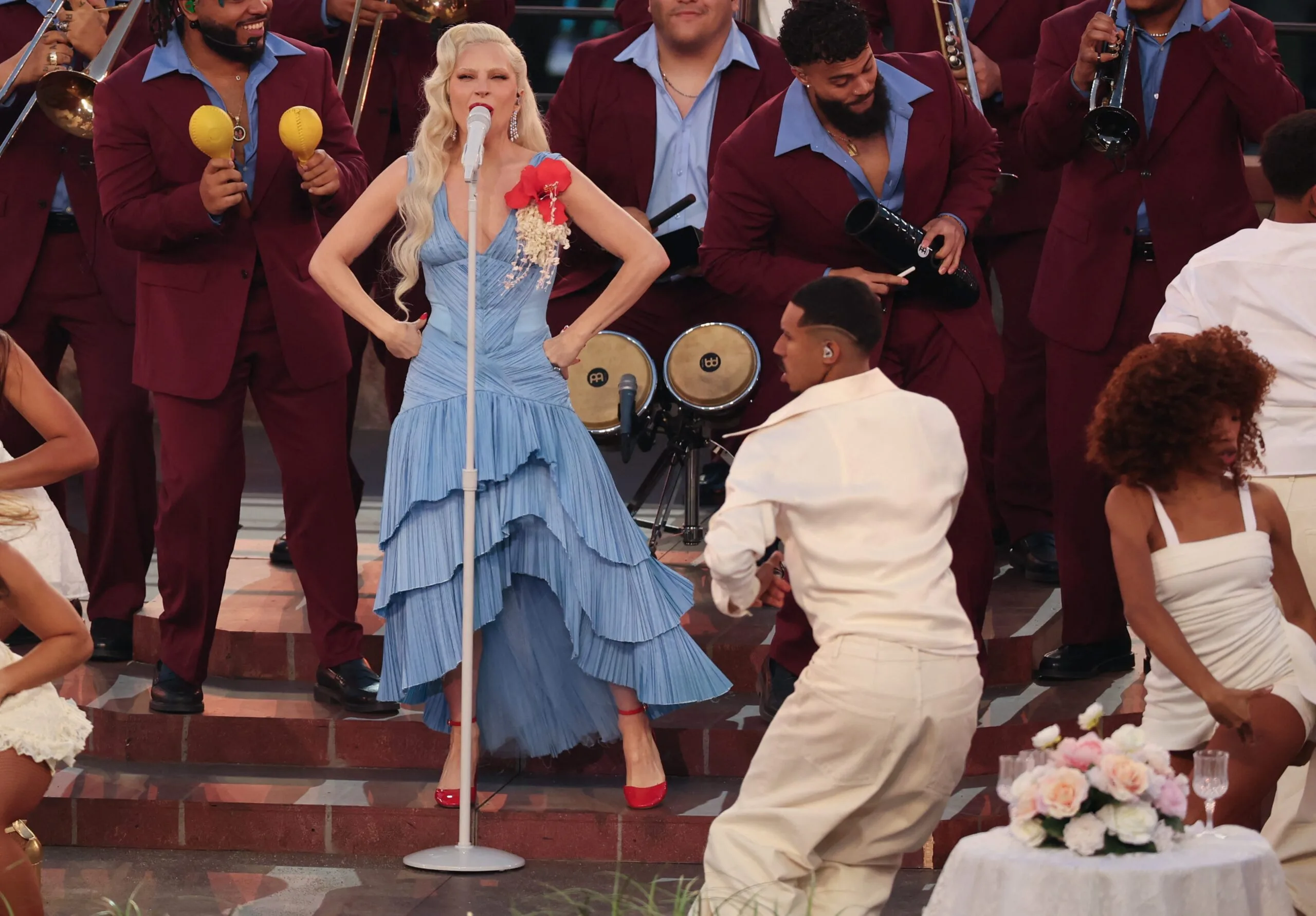 Lady Gaga Flor de Maga brokival tisztelgett Puerto Ricónál!