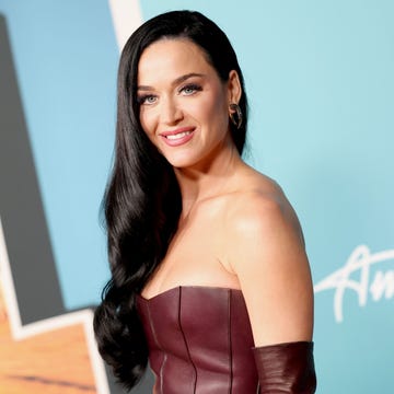 Kim Kardashian Lewis Hamilton Forma-1-es stílusát hozza Japánban!