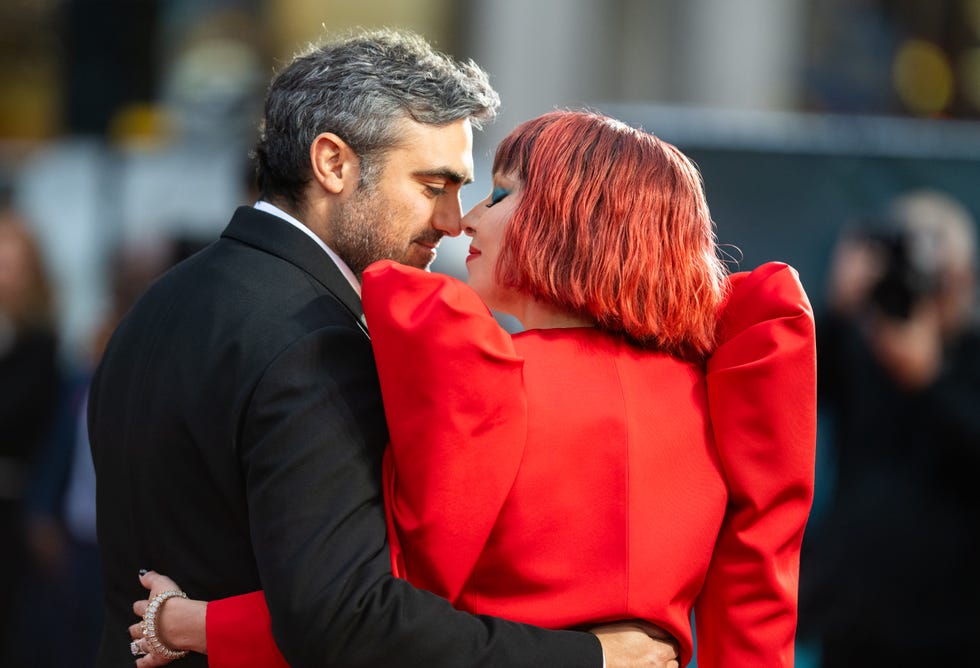 Lady Gaga friss hírei közelgő esküvőjéről Michael Polanskyval!