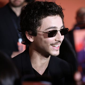 Kravitz tavaszi stílusa: ez a tökéletes nubuk táska!