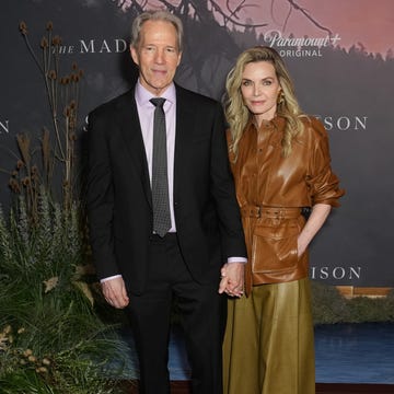 Harry Styles vintage sálakból készült patchwork ingben!