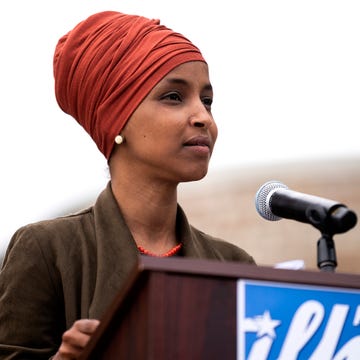 Hogyan segíthetsz a hawaii árvíz áldozatain?