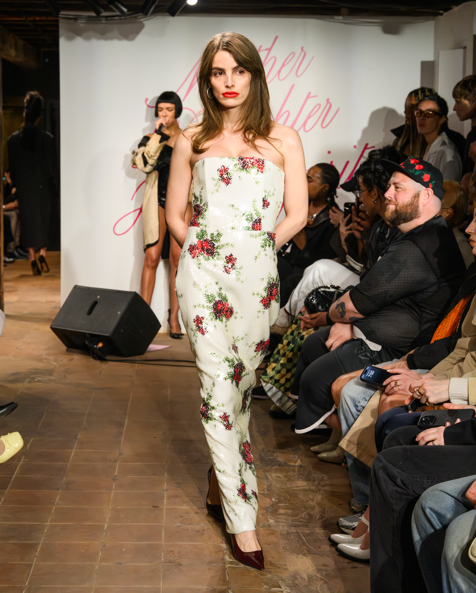 Szentlélek Ruhavásár: Chloë Sevigny és Hari Nef darabok!