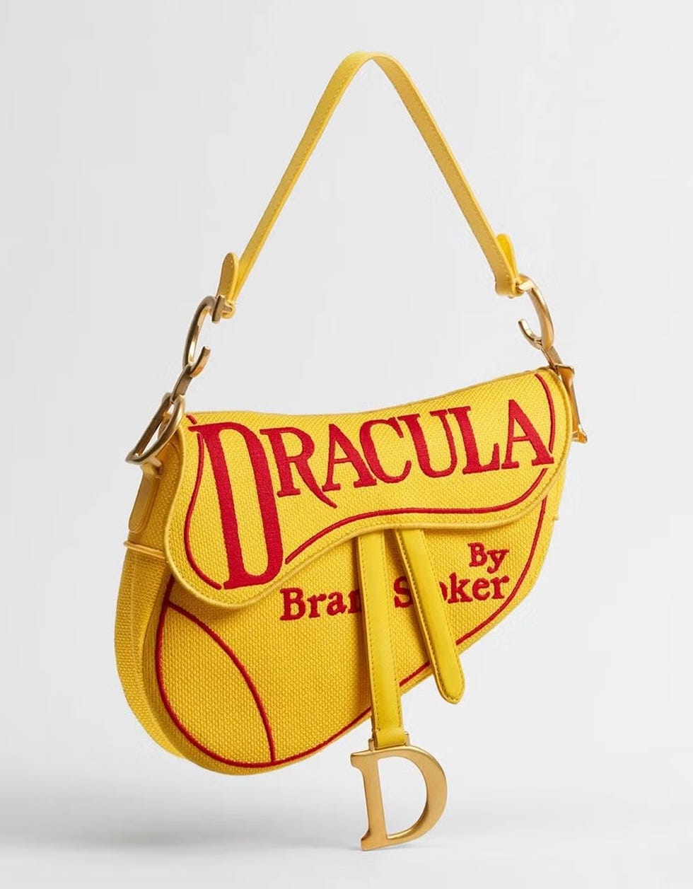 Rihanna megjelenése: Dracula táska Jonathan Andersontól!