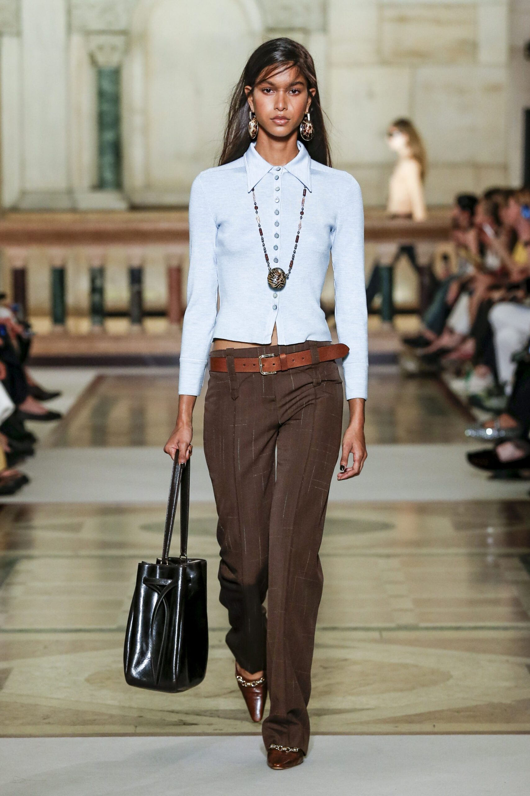 Kardigán: Tavaszi öltözködés titkos kulcsa!