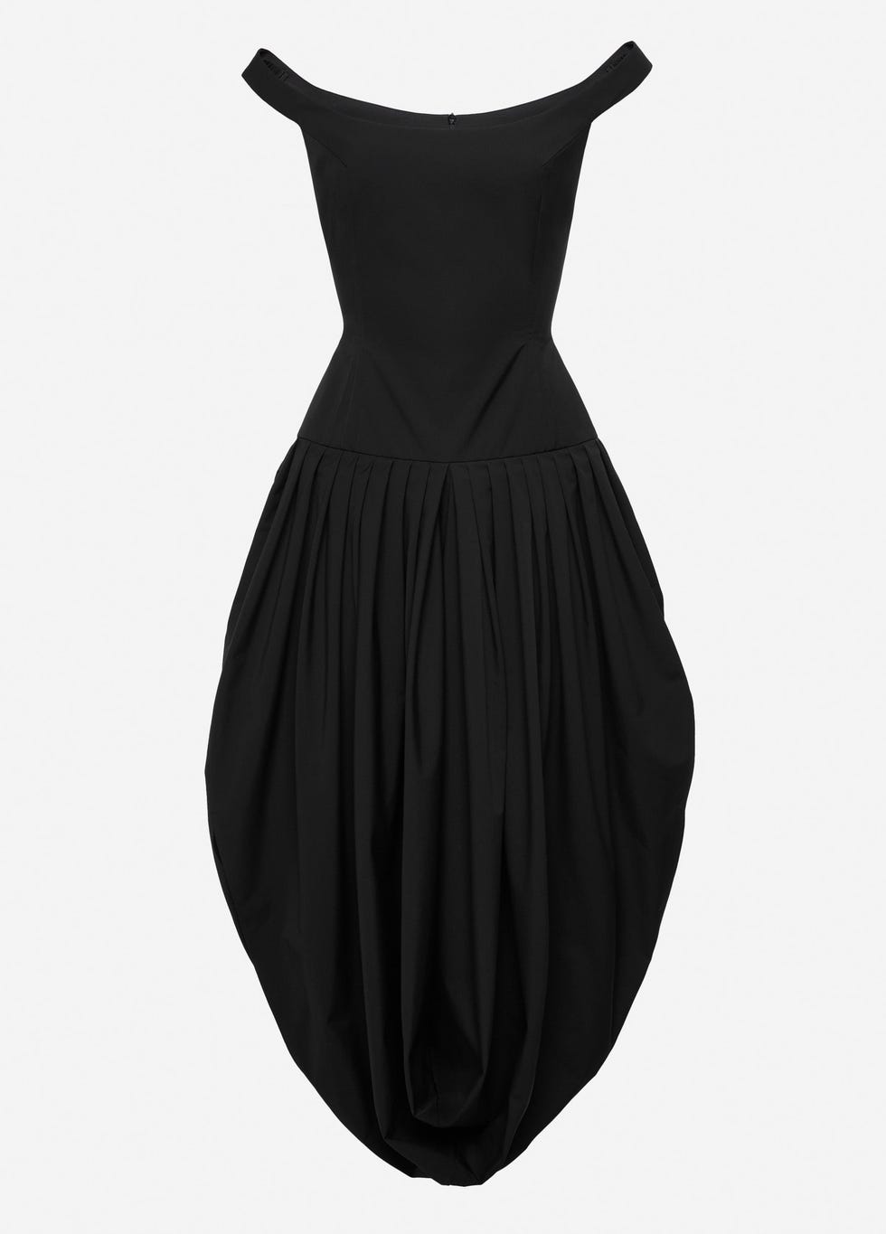 Hannah Einbinder: Smaragd nyaklánc az off-shoulder ruhához!