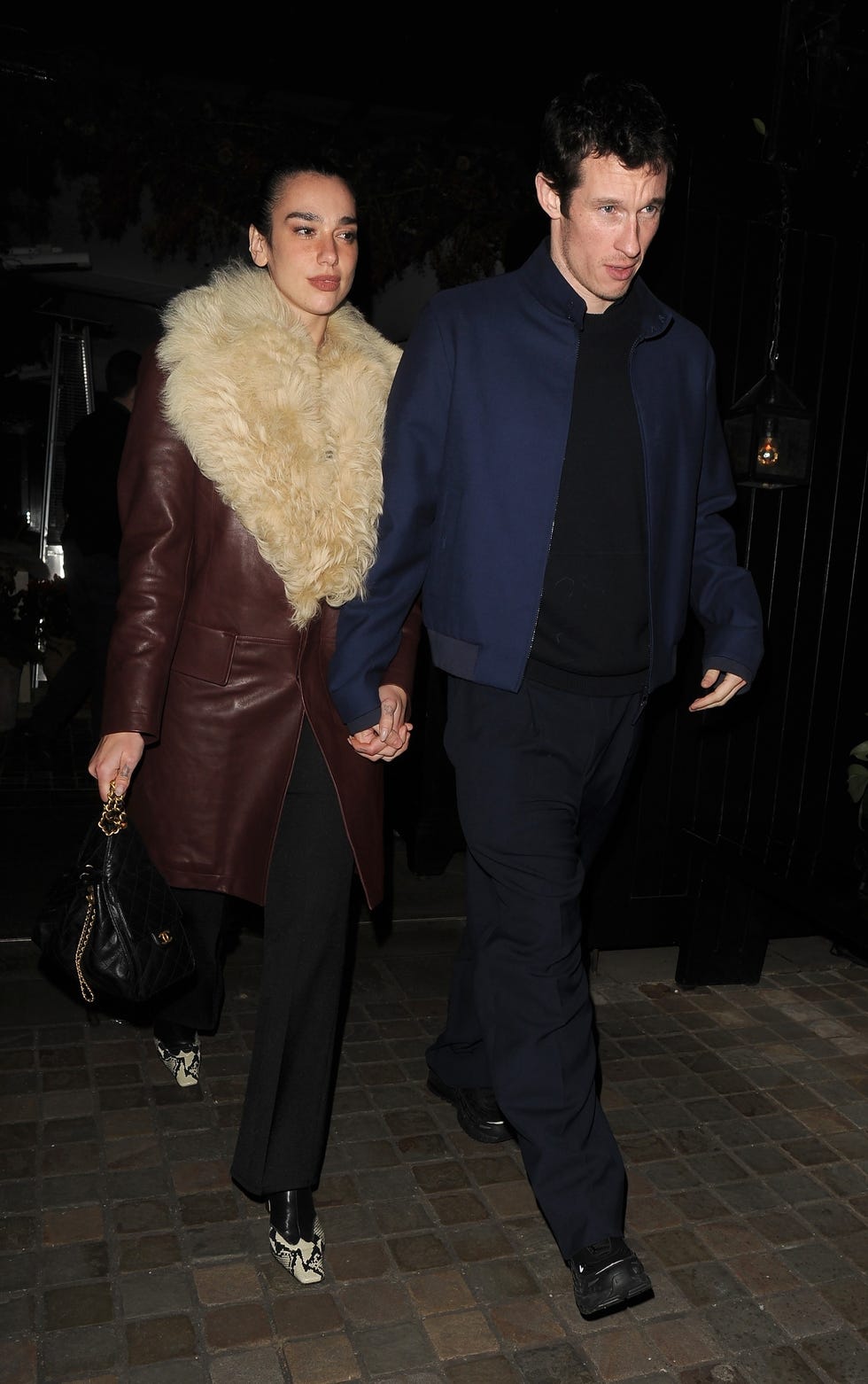 Dua Lipa: Callum Turner kapcsolata lépésről lépésre!