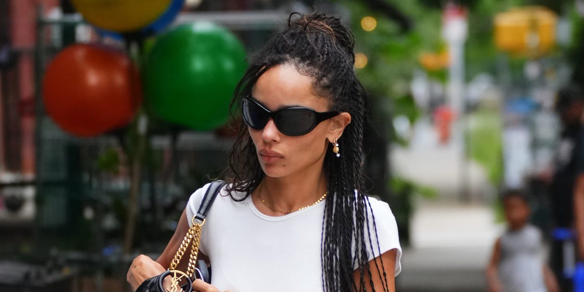 Saint Laurent Bag Completes Zoë Kravitz’s Casual NYC Look