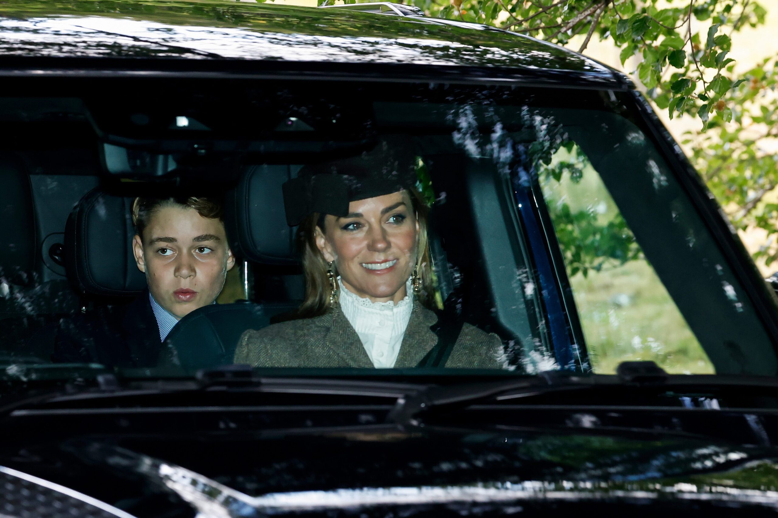 Victorian Blouse Trend: Princess Kate’s Chic High-Neck Look