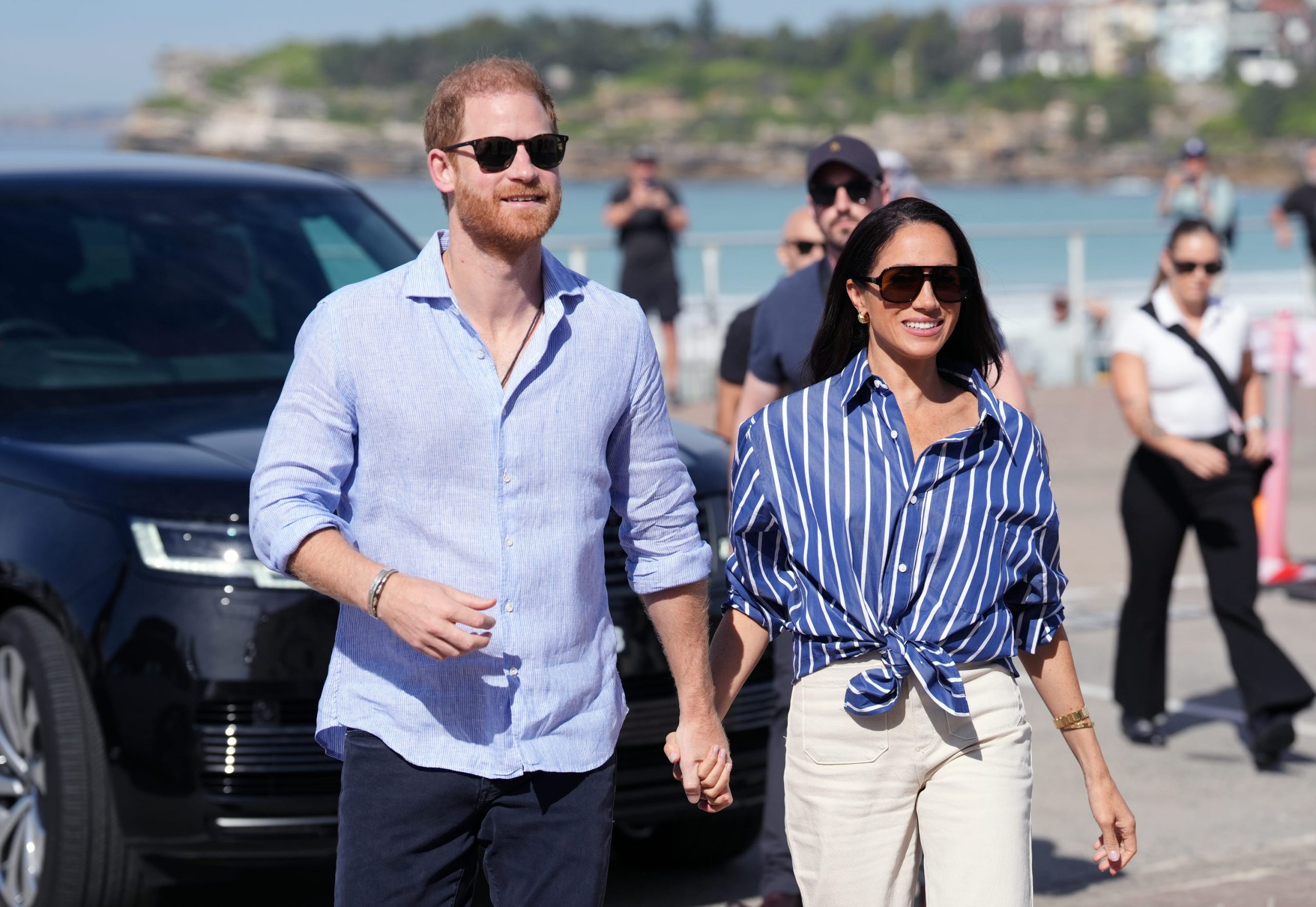 Meghan Markle and Family Arrive in England to Start New Chapter